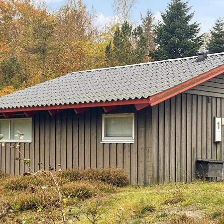 2 Bedroom In Casa de Férias Børkop